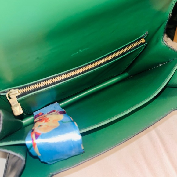 Louis Vuitton (LV) Green and Black Epi - Picture 10 of 12